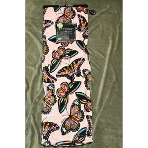 NEW - Betsey Johnson Butterflies Butterfly Pink Twin Blanket Plush Velor